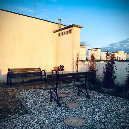 Apartament Sikorskiego *